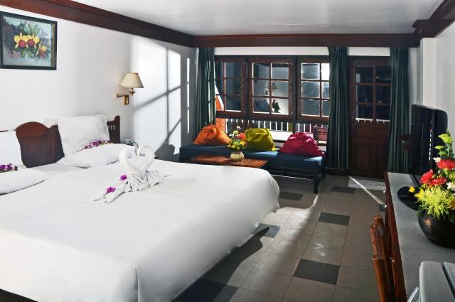 Kombinace - Phuket Ocean Resort ***, Phuket - pláž Karon, Bangk