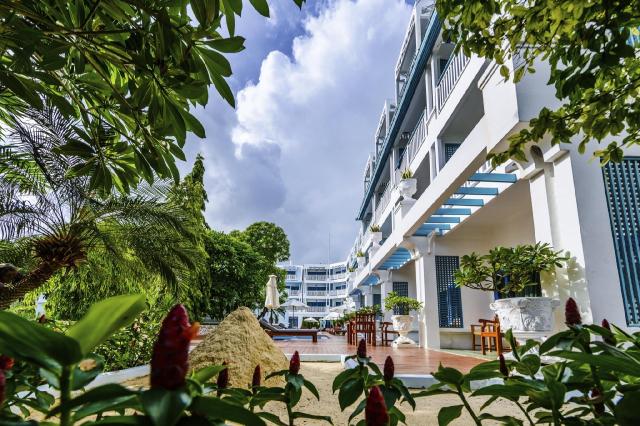 Kombinace - Andaman Seaview Hotel ****, Phuket - pláž Karon, Ba
