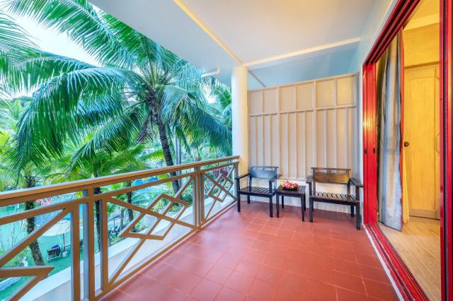 Kombinace - Cha-da Thai Village Resort ****, Krabi - pláž Ao Na