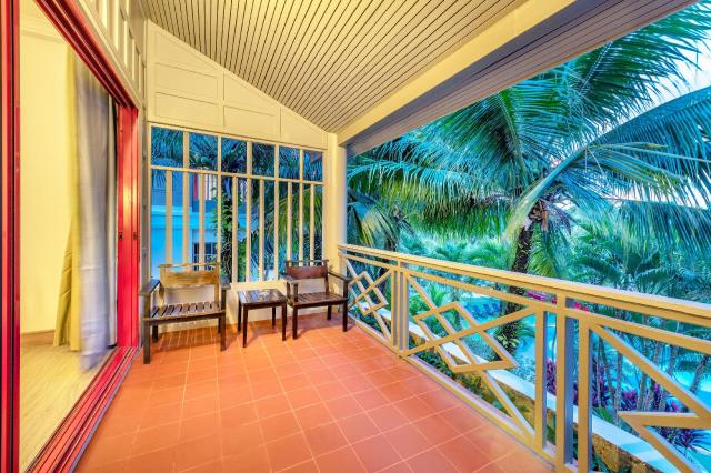 Kombinace - Cha-da Thai Village Resort ****, Krabi - pláž Ao Na