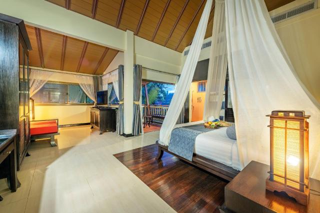 Kombinace - Cha-da Beach Resort & Spa ****, Ko Lanta - pláž Klo