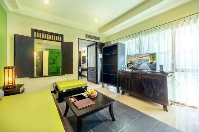 Kombinace - Cha-da Beach Resort & Spa ****, Ko Lanta - pláž Klo
