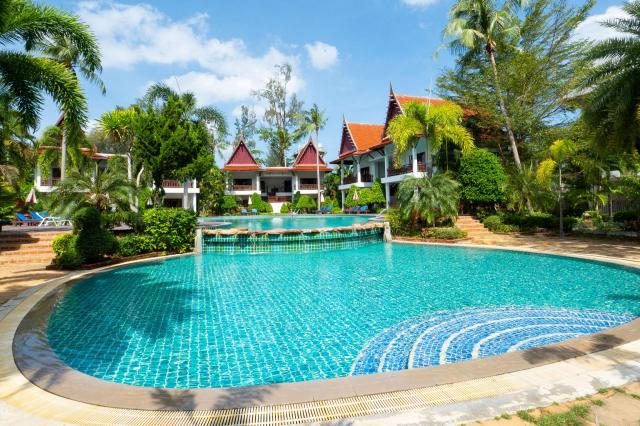 Kombinace - Royal Lanta Resort ***, Ko Lanta - pláž Klong Dao, 