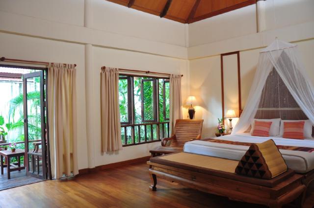 Kombinace - Royal Lanta Resort ***, Ko Lanta - pláž Klong Dao, 