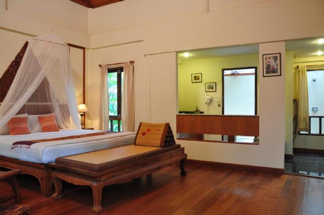 Kombinace - Royal Lanta Resort ***, Ko Lanta - pláž Klong Dao, 