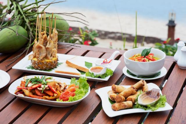 Kombinace - Royal Lanta Resort ***, Ko Lanta - pláž Klong Dao, 