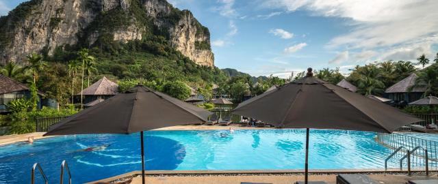 Kombinace - Peace Laguna Resort & Spa ****, Krabi - pláž Ao Nan