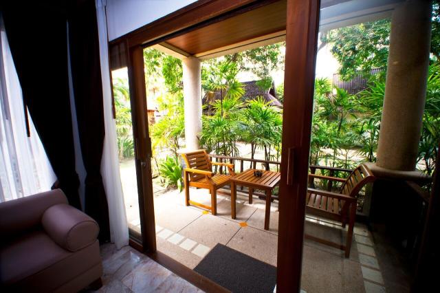 Kombinace - Railay Bay Resort ****, Krabi - pláž Railay Bay, Ph