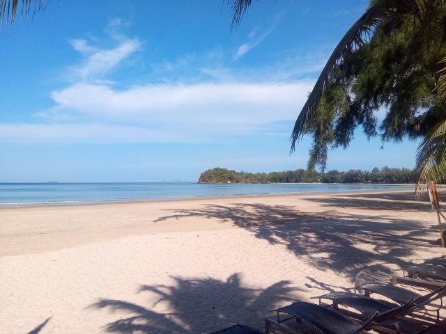 Kombinace - Royal Lanta Resort ***, Ko Lanta - pláž Klong Dao, 