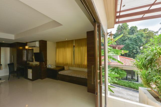 Kombinace - Sita Beach Resort ****, Ko Lipe - pláž Pattaya, Cha