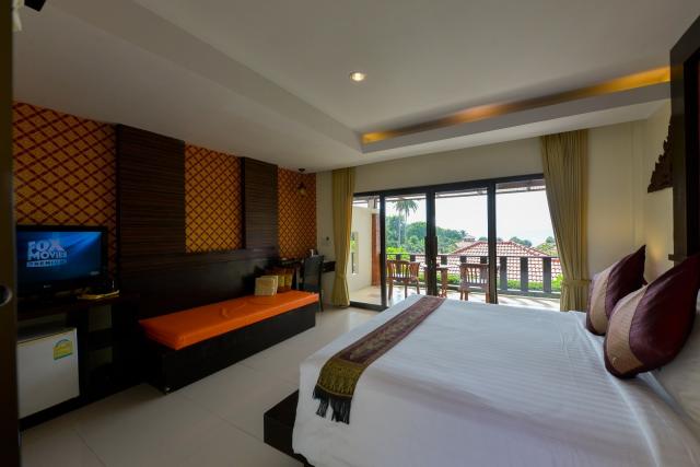 Kombinace - Sita Beach Resort ****, Ko Lipe - pláž Pattaya, Cha