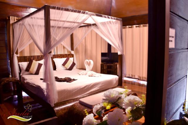 Kombinace - Anda Resort ***, Ko Lipe - pláž Sunrise, Royal Lant