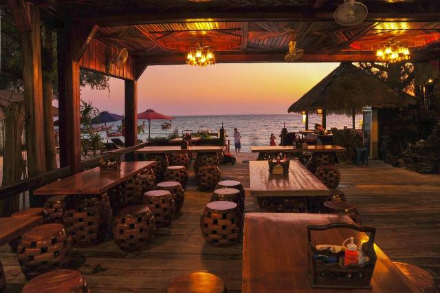Kombinace - Anda Resort ***, Ko Lipe - pláž Sunrise, Royal Lant