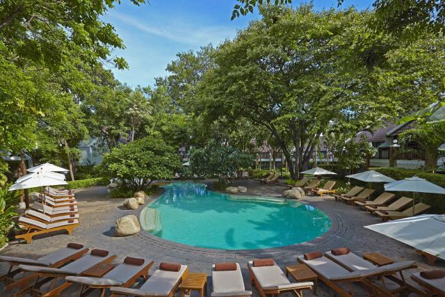 Kombinace - Woodlands Hotel ****, Pattaya, Bangkok Palace Hotel
