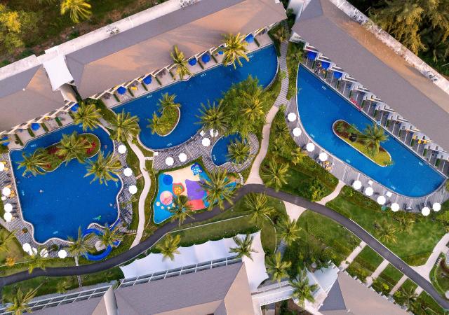 Kombinace - X10 Khaolak Resort ****, Phuket - pláž Hat Nang Tho