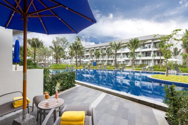 Kombinace - X10 Khaolak Resort ****, Phuket - pláž Hat Nang Tho