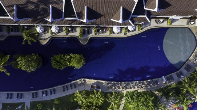 Kombinace - Sunwing Kamala Beach Resort ****, Phuket - pláž Kam