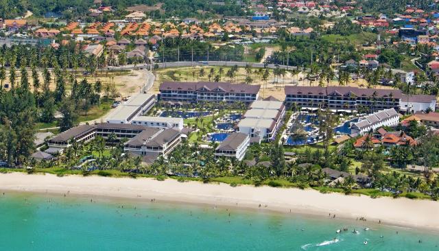 Kombinace - Sunwing Kamala Beach Resort ****, Phuket - pláž Kam