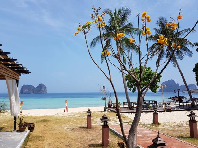 Kombinace - Thanya Resort ***, Ko Ngai - pláž Thanya, Sand Sea 
