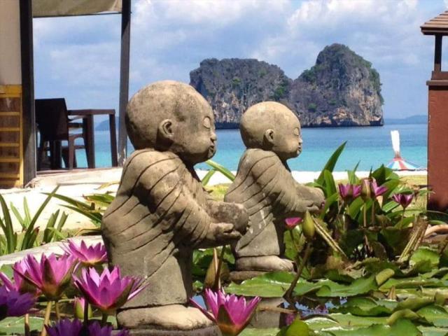 Kombinace - Thanya Resort ***, Ko Ngai - pláž Thanya, Sand Sea 