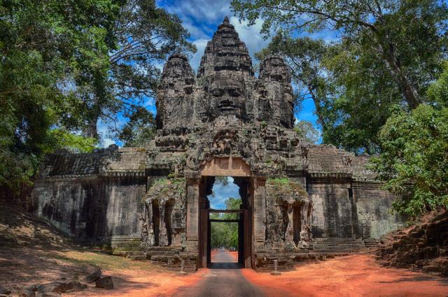 Tajuplný Angkor Wat s odpočinkem na plážích v Thajsku