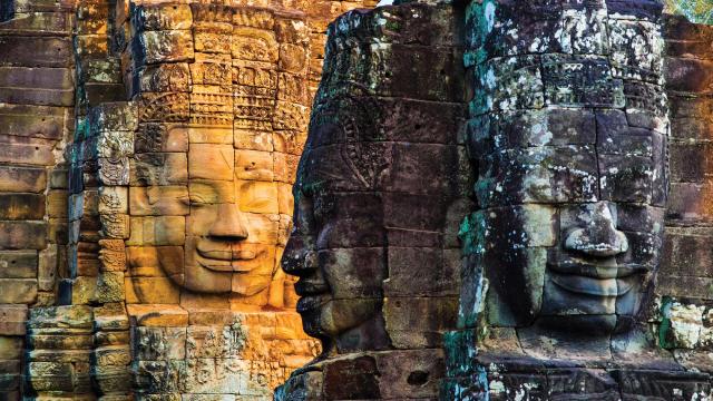 Tajuplný Angkor Wat s odpočinkem na plážích v Thajsku