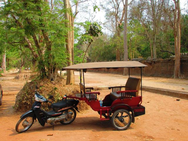 Tajuplný Angkor Wat s odpočinkem na plážích v Thajsku