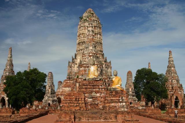 Thajskem k hranicím Myanmaru a odpočinkem u moře