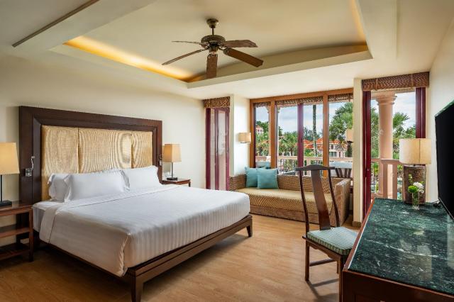 Kombinace - Centara Grand Beach Phuket *****, Phuket - pláž Kar