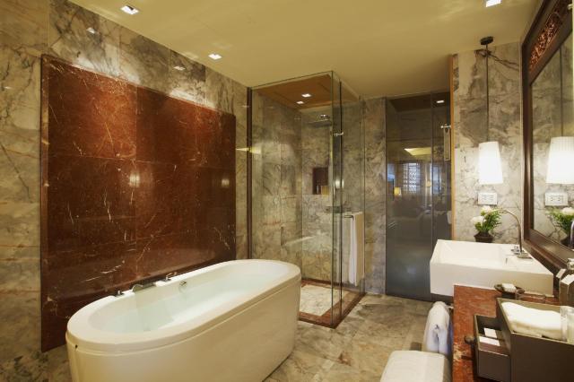 Kombinace - Centara Grand Beach Phuket *****, Phuket - pláž Kar