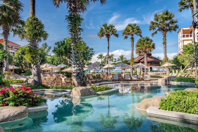Kombinace - Centara Grand Beach Phuket *****, Phuket - pláž Kar