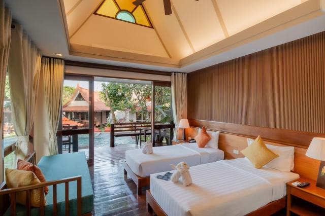 Kombinace - Baan Duangkaew Resort ***, Hua Hin, Bangkok Palace 