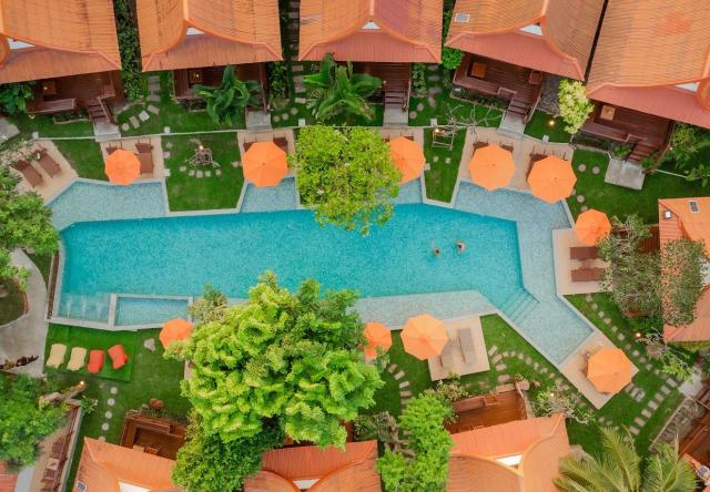 Kombinace - Baan Duangkaew Resort ***, Hua Hin, Bangkok Palace 