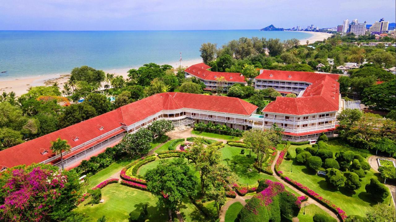 Kombinace - Centara Grand Beach Resort a Villas *****, Hua Hin, Bangkok Palace Hotel ***+, Bangkok