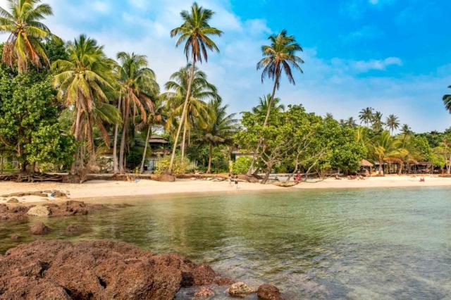 Kombinace - White Sand Beach ***, Koh Mak, Ajinta Resort ****, 