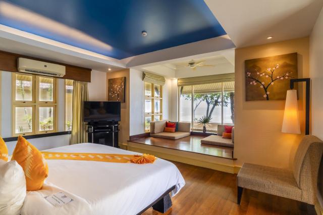 Kombinace - Baan Khaolak Beach Resort ***+, Bangkok Palace Hote
