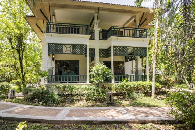 Kombinace - Baan Khaolak Beach Resort ***+, Bangkok Palace Hote