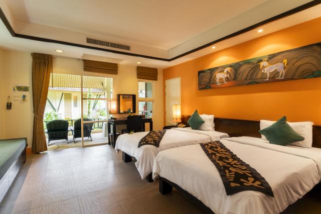 Kombinace - Baan Khaolak Beach Resort ***+, Bangkok Palace Hote
