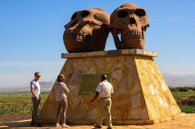 Tanzanie: africká dramata koloběhu života s českým průvodcem