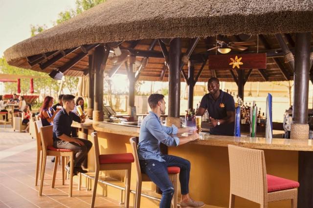 (Exteriér) - Bar