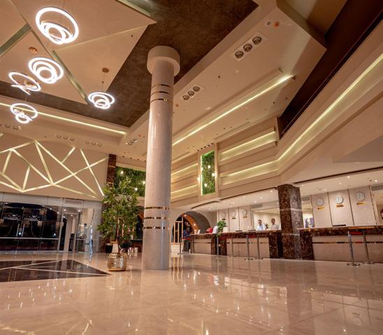 Recepce hotelu Aladdin