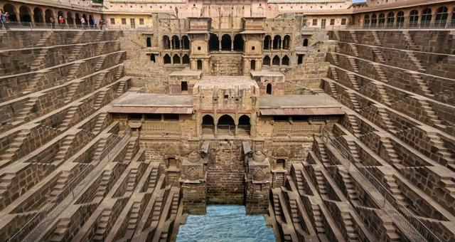 Studna Chand Baori