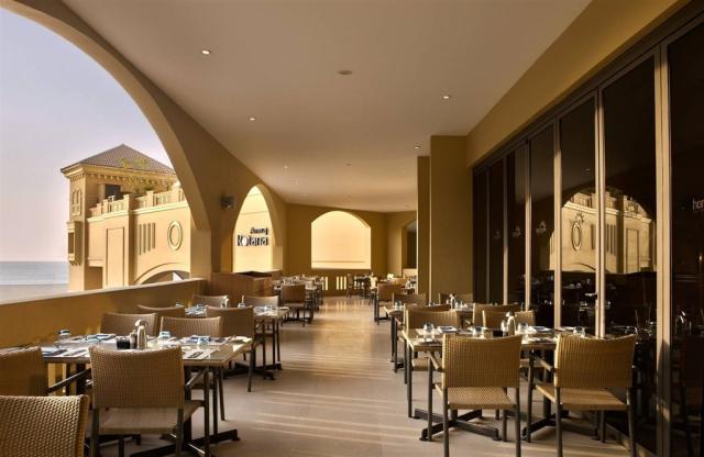 Amwaj Rotana Jumeirah Beach