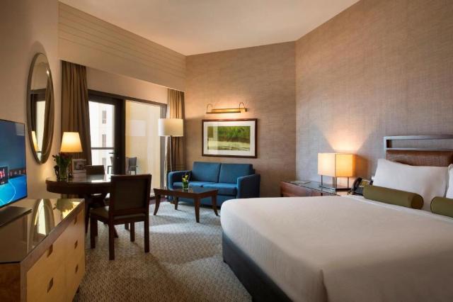 Amwaj Rotana Jumeirah Beach