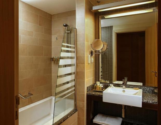 Amwaj Rotana Jumeirah Beach