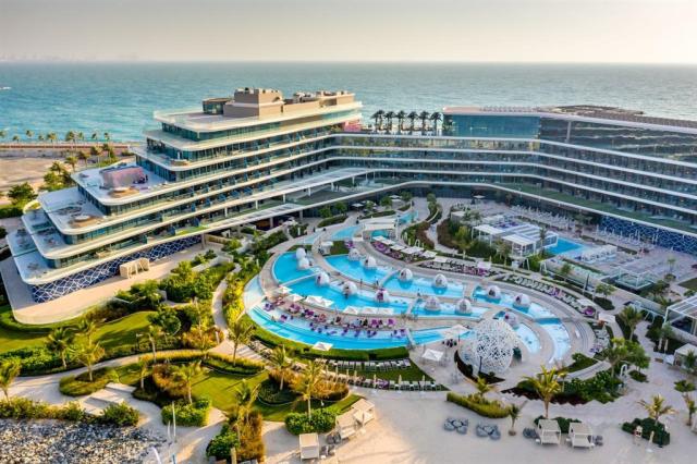 (Exteriér) - Hotel s bazénem