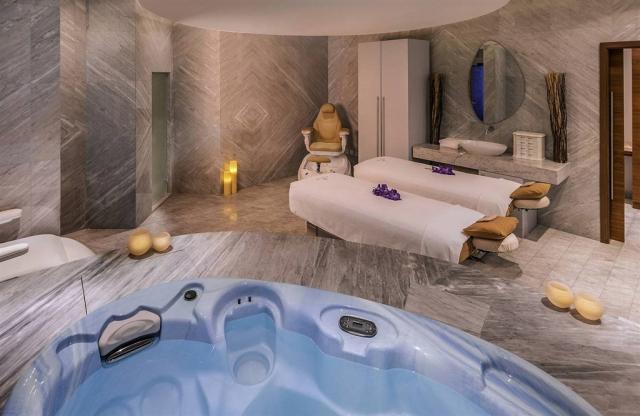 The Retreat Palm Dubai MGallery by Sofitel