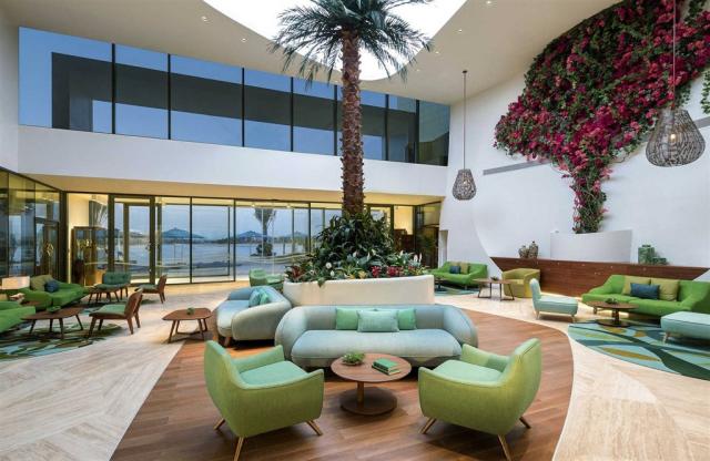 The Retreat Palm Dubai MGallery by Sofitel
