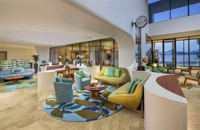 The Retreat Palm Dubai MGallery by Sofitel