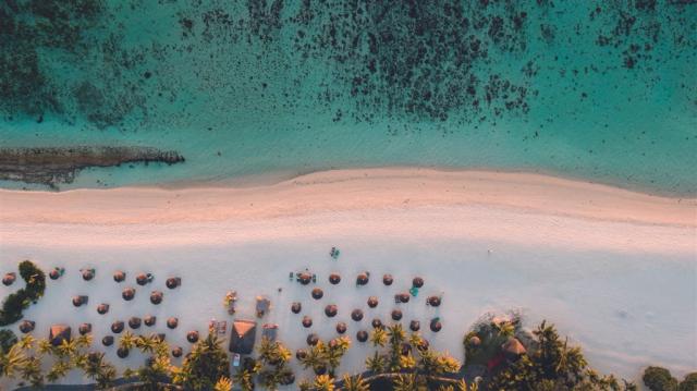 Dinarobin Beachcomber Golf Resort & SPA